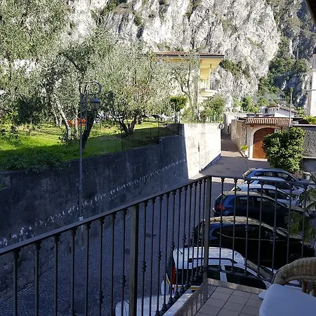 Casa Sorriso 3* Limone sul Garda